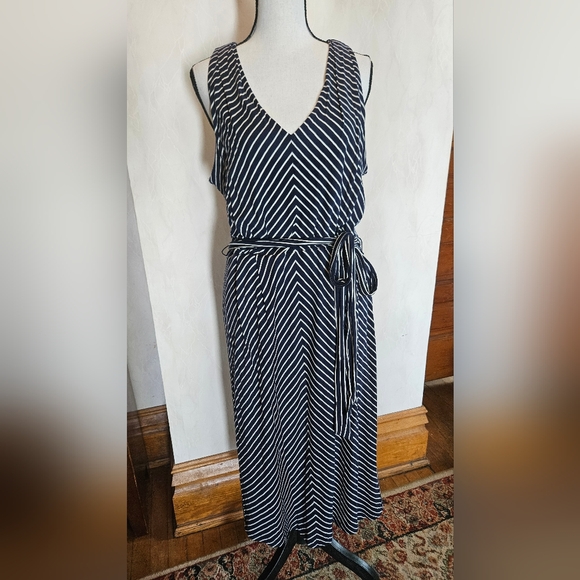 LOFT Dresses & Skirts - LOFT Navy and White Striped Dress with Belt